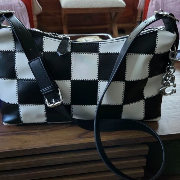 Neiman Marcus Checkered Vegan Leather Shoulder Bag - Picture 4 of 7